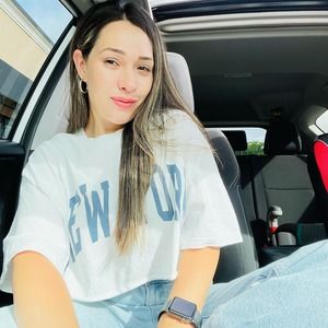 Meet your Posher, Michelle